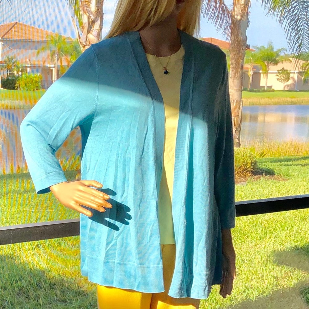 Talbots cardigan - Picture 2 of 8